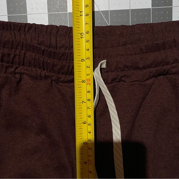 Vuori Maroon Heathered Performance Joggers Small - Picture 5 of 7